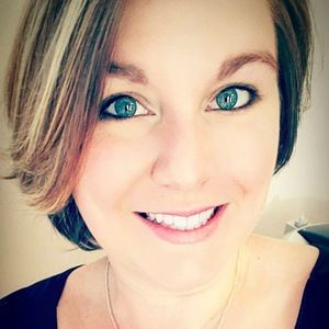 Meet your Posher, Caitlin